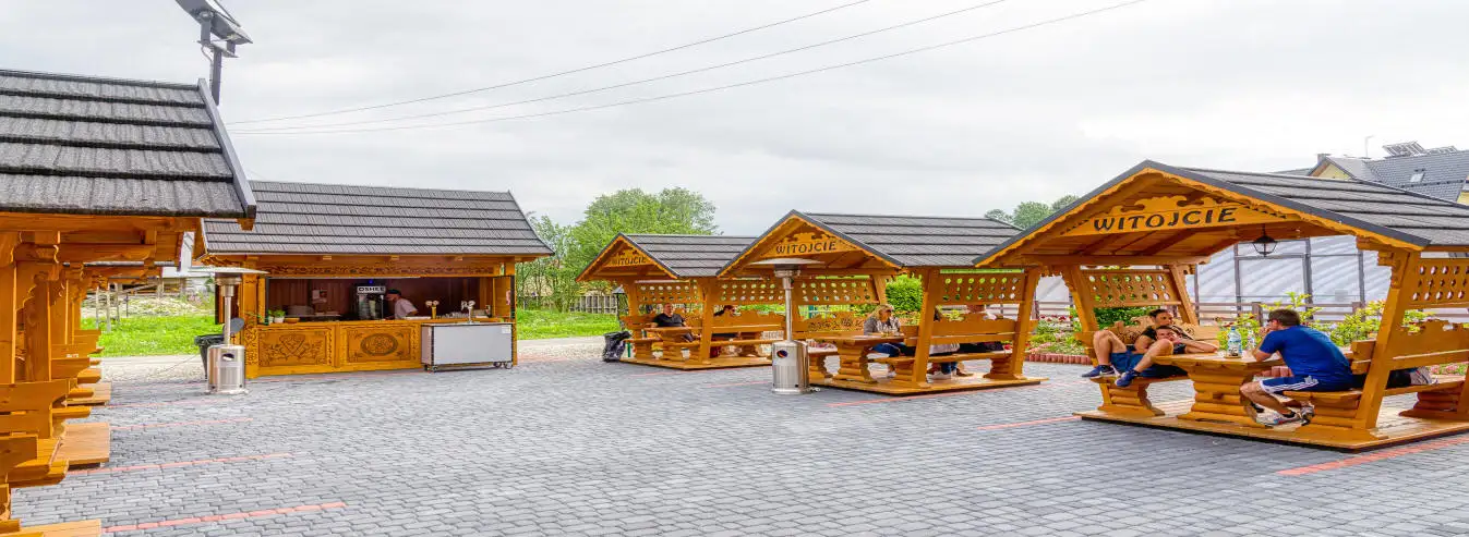 Hotelli Białka Tatrzańska Tatry loma vuoristossa Puola - valokuva puisesta huvimajavyöhykkeestä